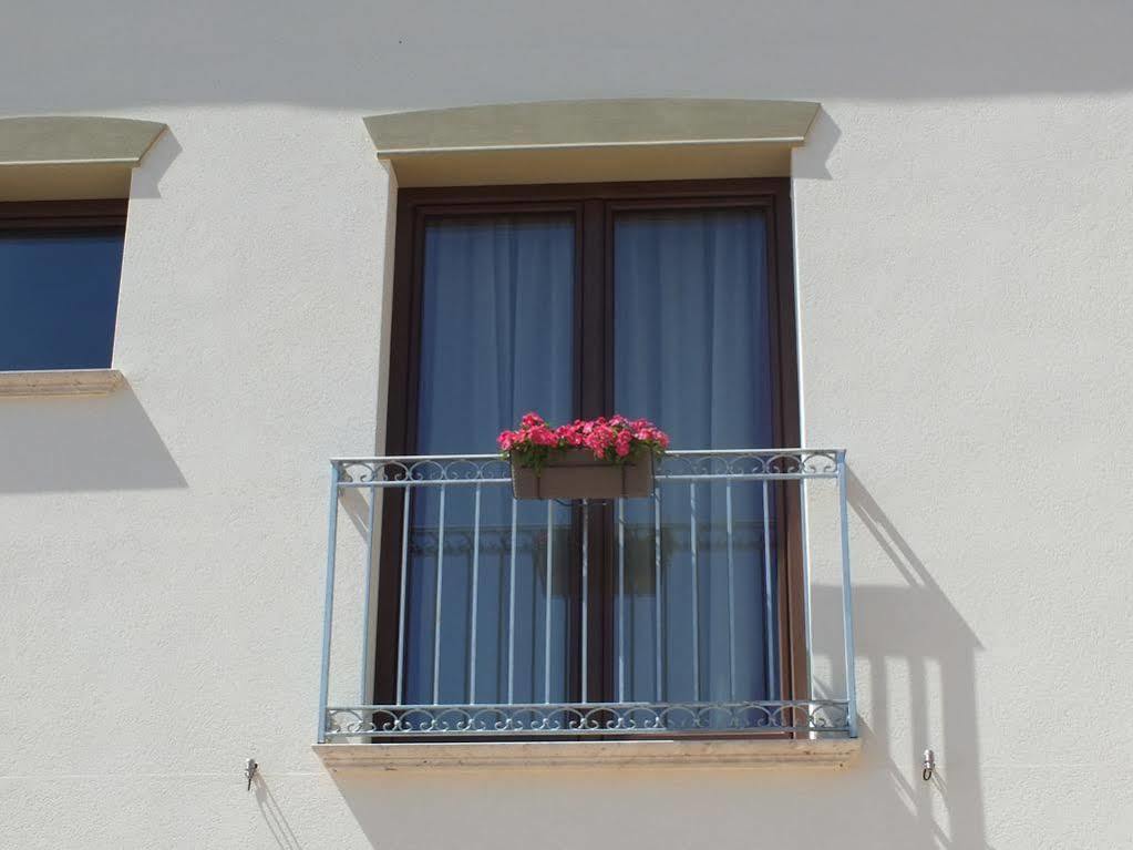 Bed and Breakfast Siciliantica Рильево Экстерьер фото